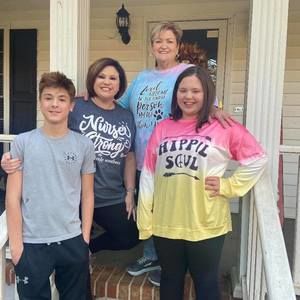 Meet your Posher, Dona